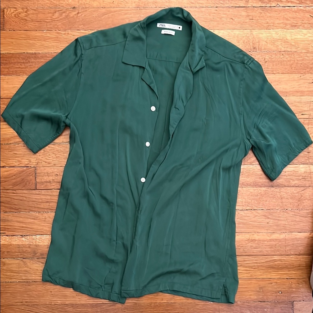 Zara Green Button-Up Shirt